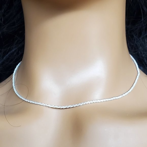 925 Silver Sparkling Clavicle Choker Length Necklace - Picture 1 of 12